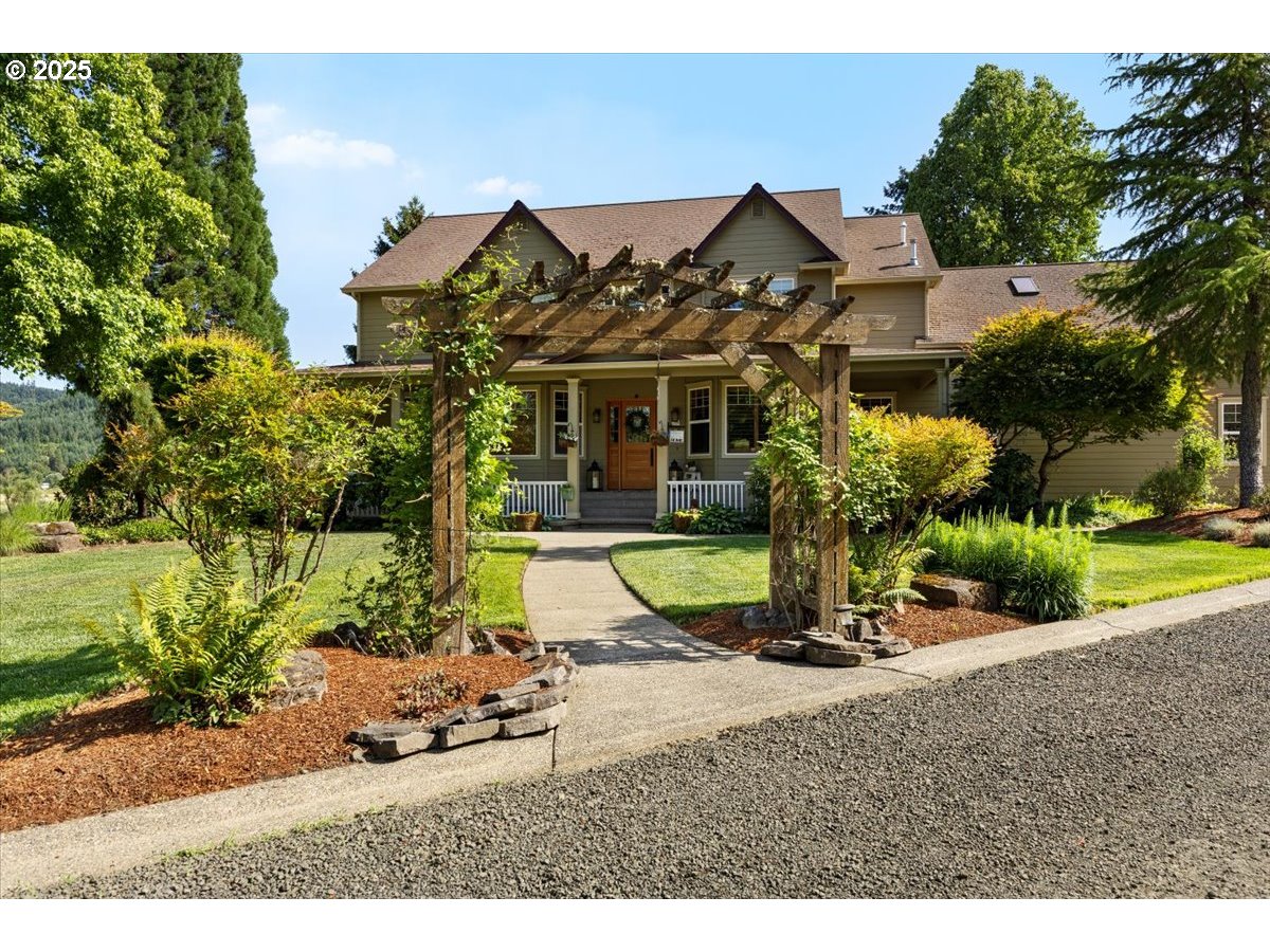 106 GREEN VALLEY RD