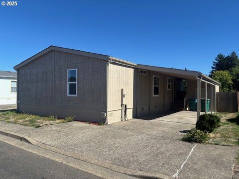 1000 S MCKERN CT 10 Newberg OR 97132