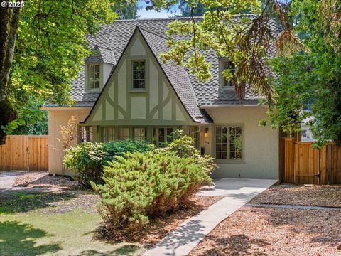 604 SE ANDOVER PL Portland OR 97202