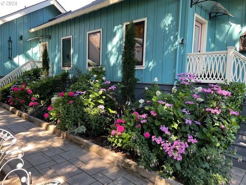 A home in Newberg