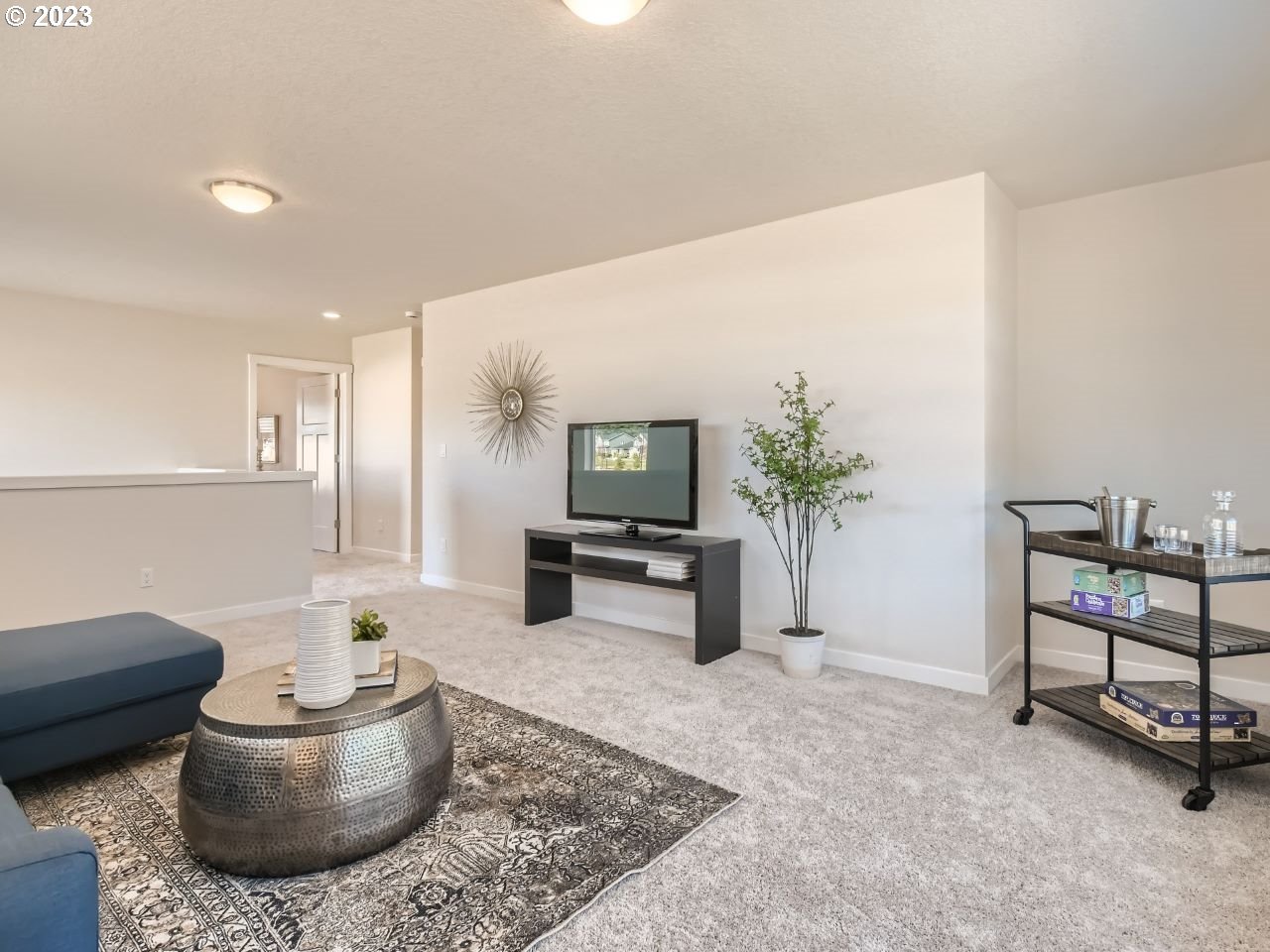 Sherwood, Oregon 97140, United States, 5 Bedrooms Bedrooms, ,3 BathroomsBathrooms,Residential,Pending,21261