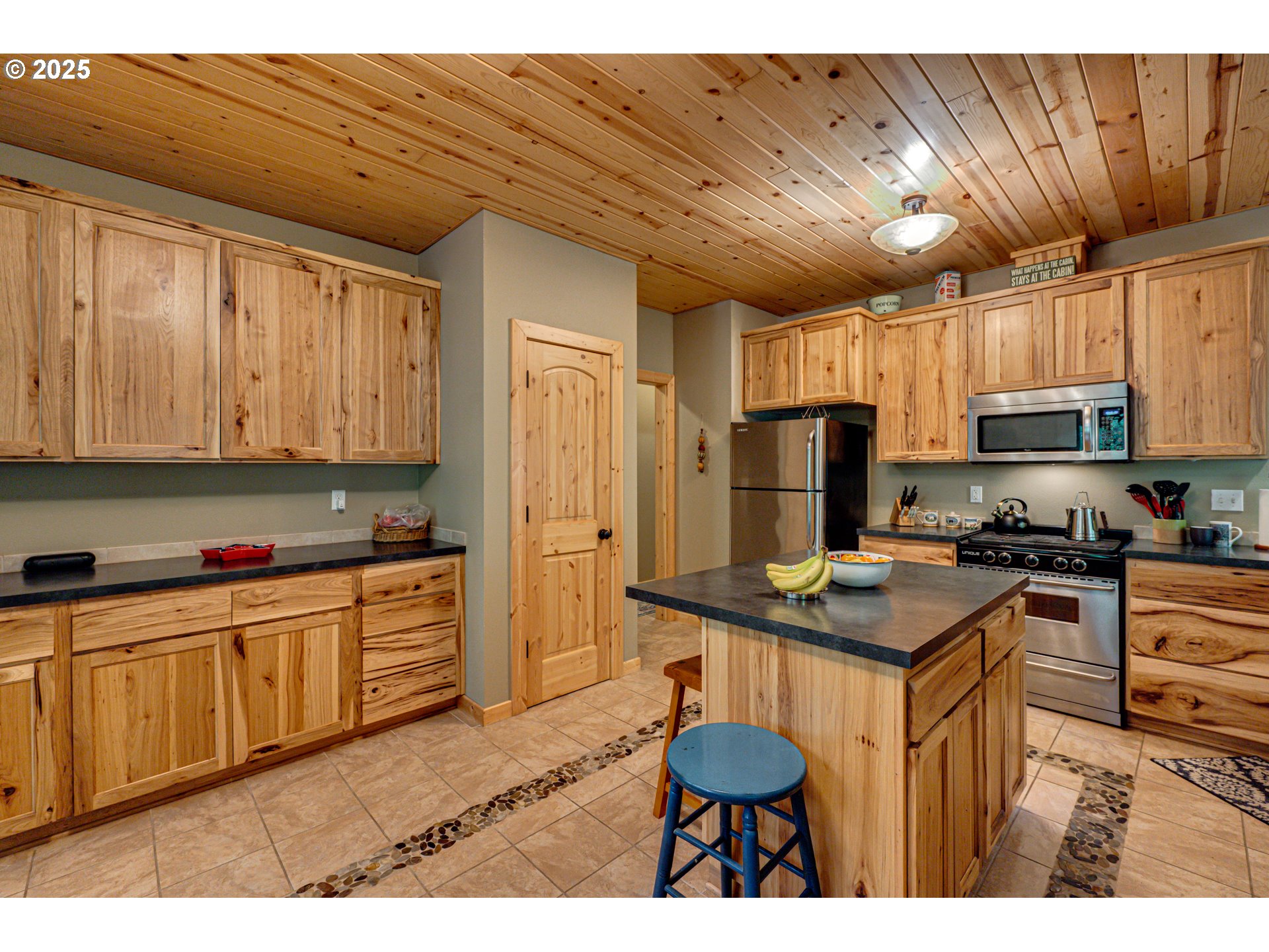 145 Northwoods Cabin
