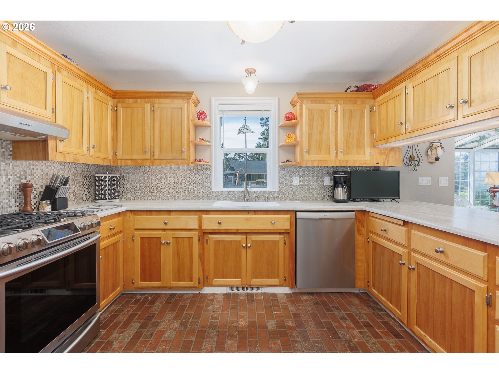 9235 TROUT PL