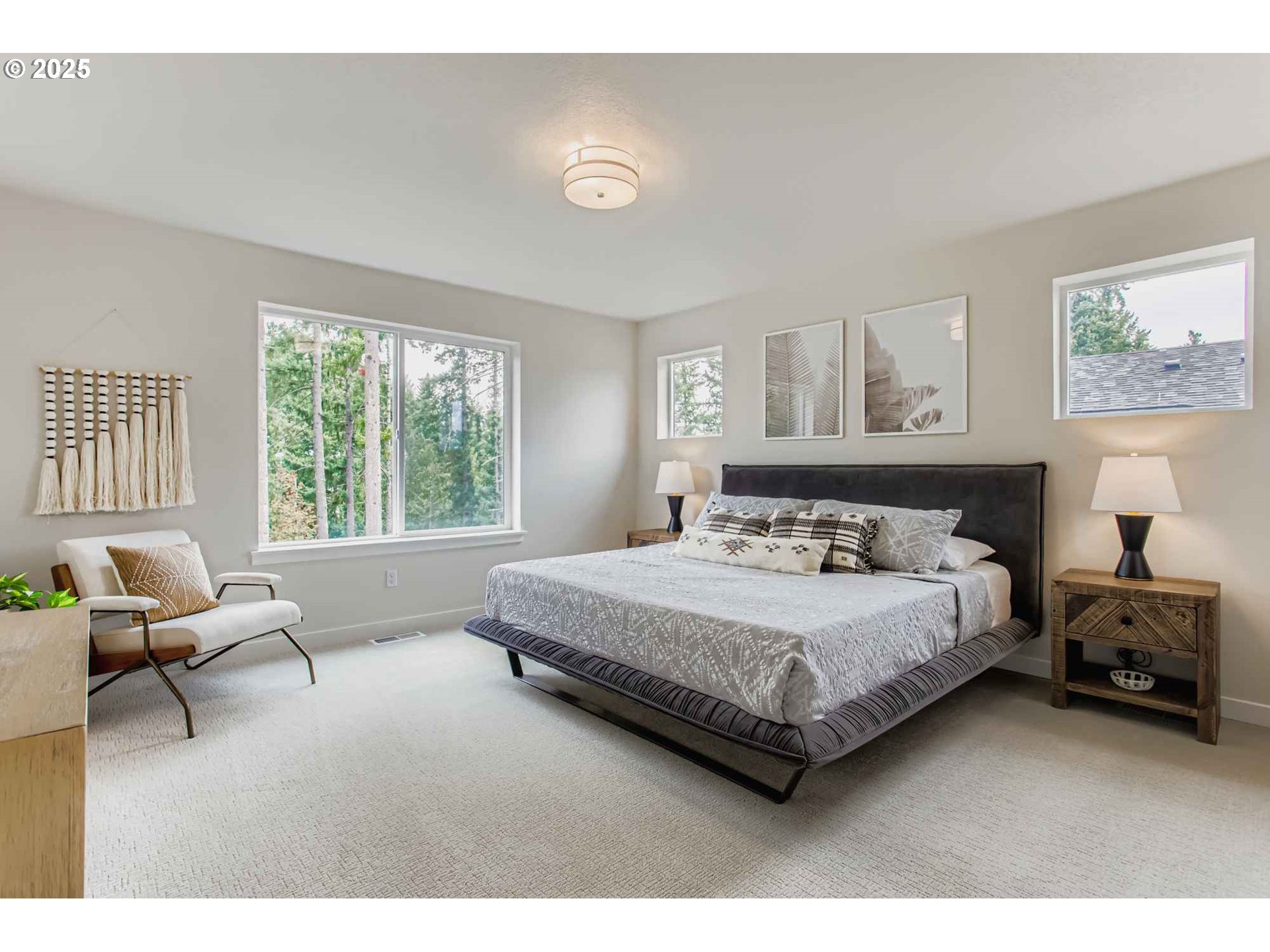 Beaverton, Oregon 97007, United States, 5 Bedrooms Bedrooms, ,4 BathroomsBathrooms,Residential,Active,140362