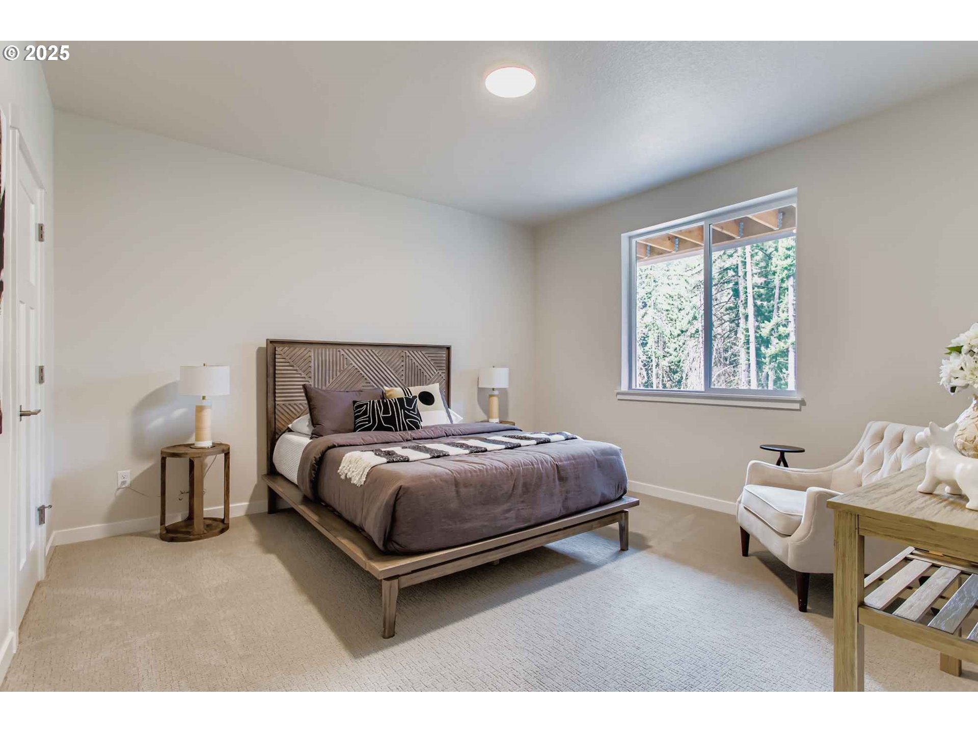 Beaverton, Oregon 97007, United States, 5 Bedrooms Bedrooms, ,4 BathroomsBathrooms,Residential,Active,140362