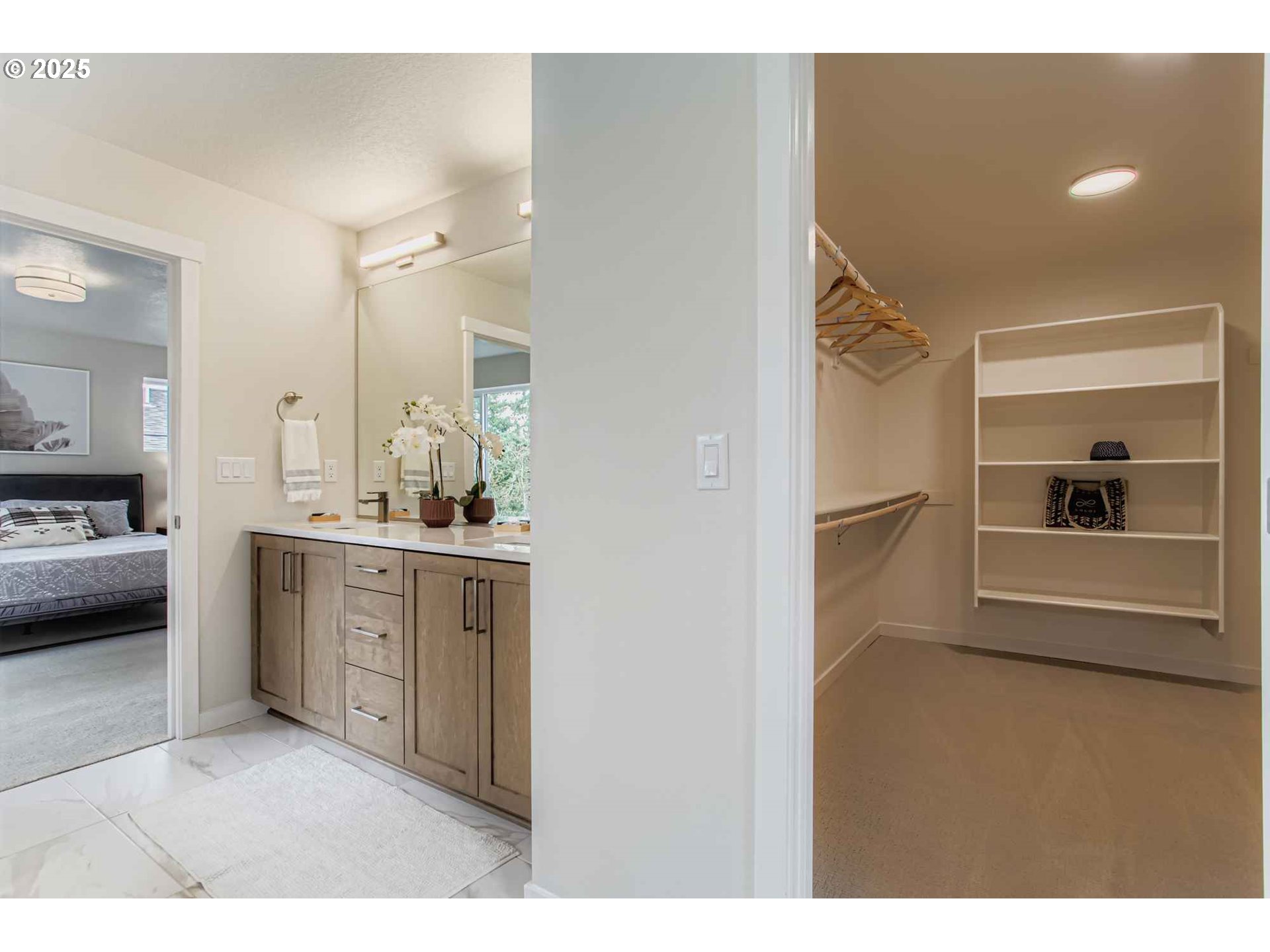 Beaverton, Oregon 97007, United States, 5 Bedrooms Bedrooms, ,4 BathroomsBathrooms,Residential,Active,140362