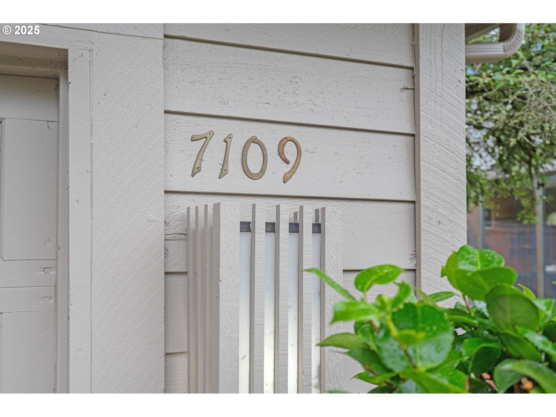 7109 SW ARBOR LAKE DR