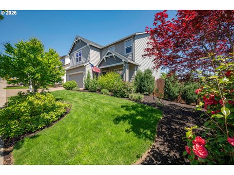 Photo of 424 SW Mt St Helens St, McMinnville, OR 97128 (MLS # 284668431)