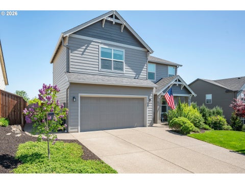 Photo of 424 SW Mt St Helens St, McMinnville, OR 97128 (MLS # 284668431)