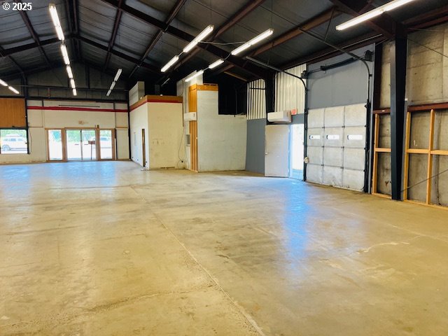 Tillamook, Oregon 97141, United States, ,Commercial,Active,184645