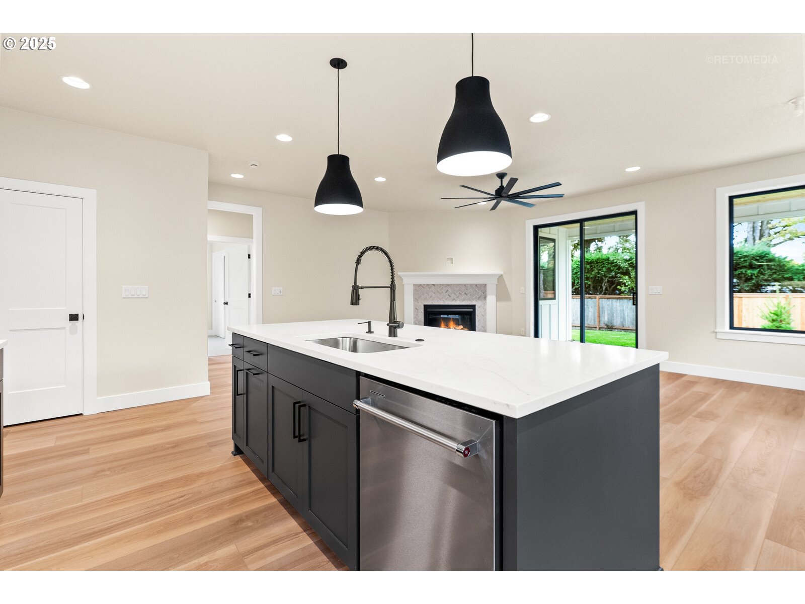 Portland, Oregon 97225, United States, 3 Bedrooms Bedrooms, ,2 BathroomsBathrooms,Residential,Active,237729