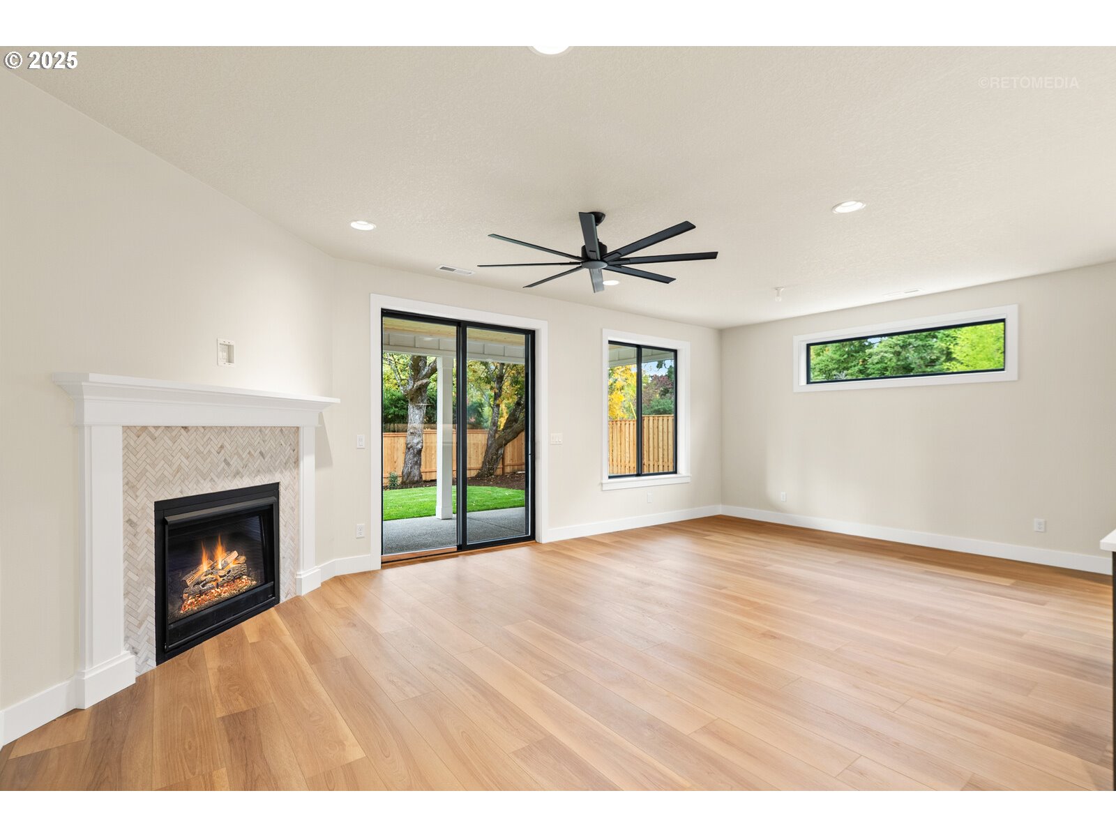 Portland, Oregon 97225, United States, 3 Bedrooms Bedrooms, ,2 BathroomsBathrooms,Residential,Active,237729