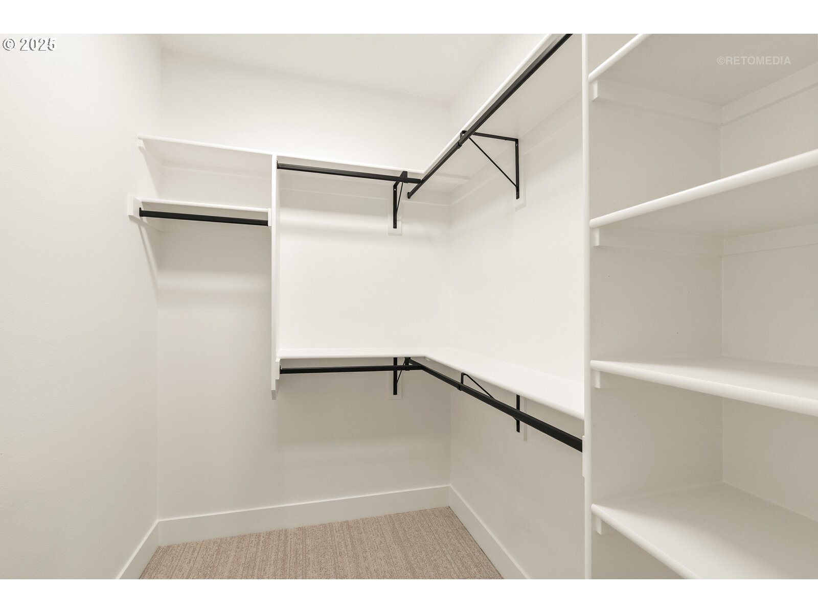 Portland, Oregon 97225, United States, 3 Bedrooms Bedrooms, ,2 BathroomsBathrooms,Residential,Active,237729