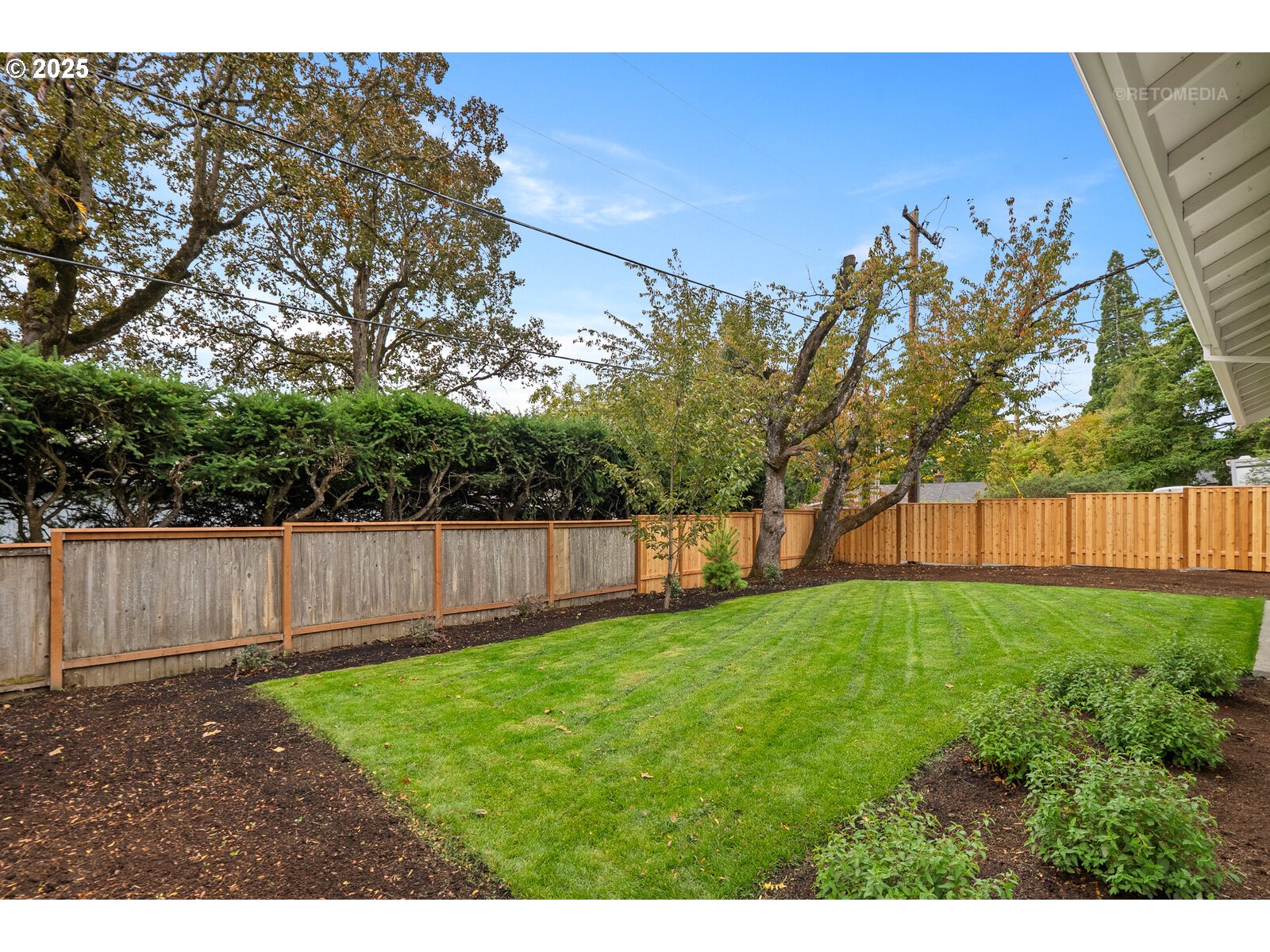 Portland, Oregon 97225, United States, 3 Bedrooms Bedrooms, ,2 BathroomsBathrooms,Residential,Active,237729