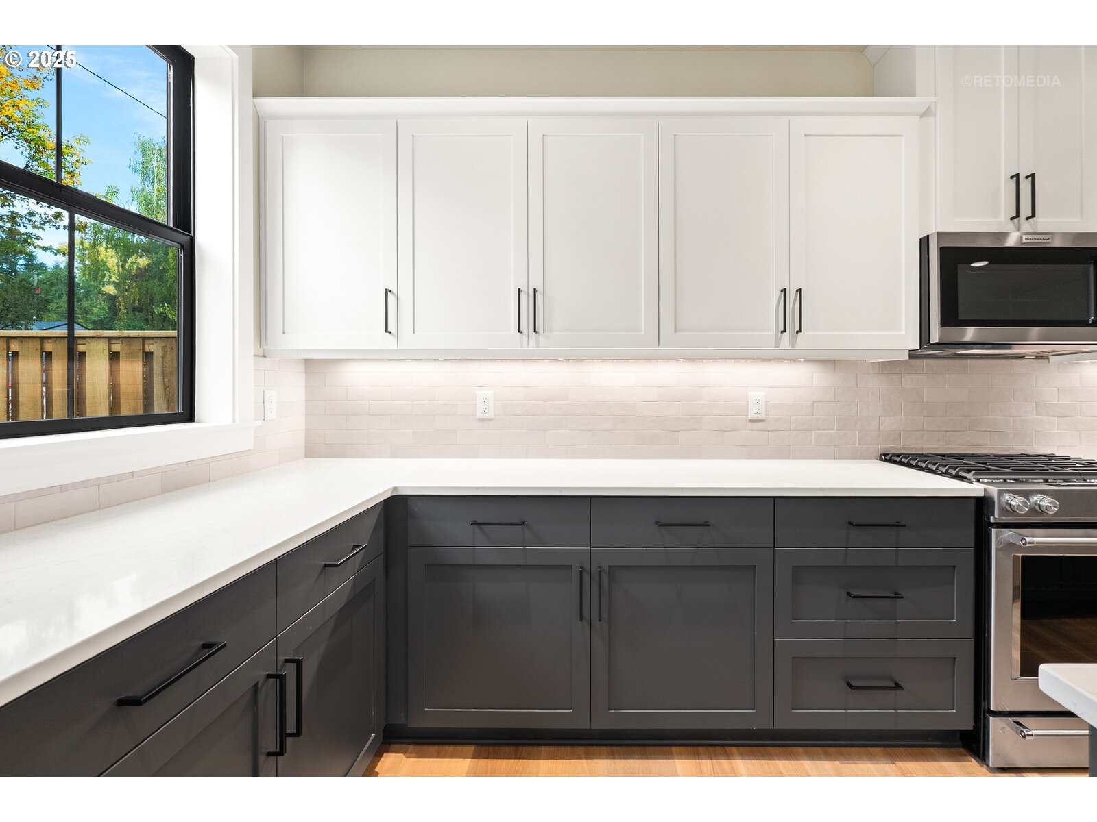 Portland, Oregon 97225, United States, 3 Bedrooms Bedrooms, ,2 BathroomsBathrooms,Residential,Active,237729