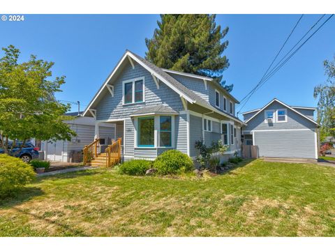 A home in Newberg