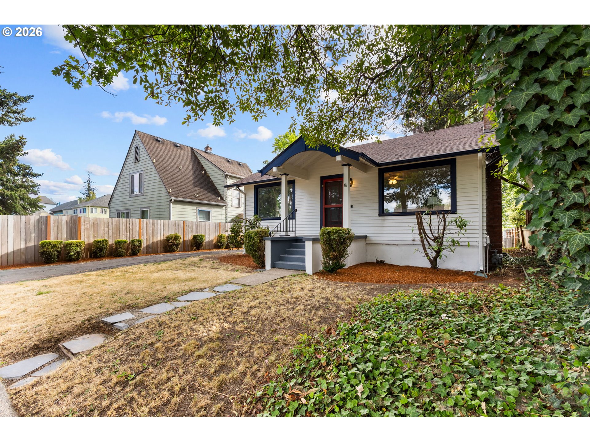 251 KINGWOOD AVE