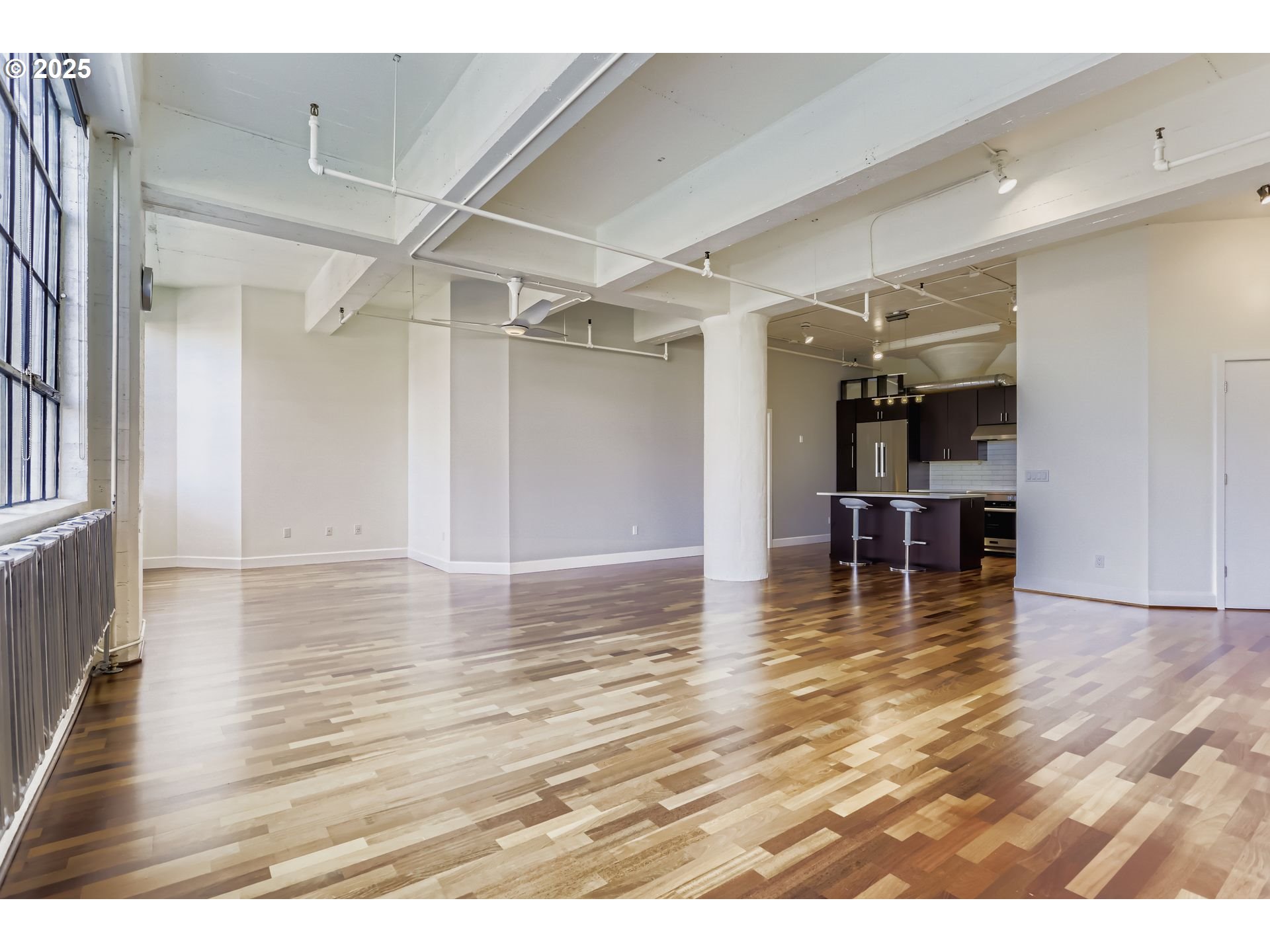 1314 NW IRVING ST 303