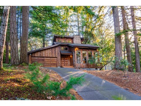 3054 HENDRICKS HILL DR Eugene OR 97403