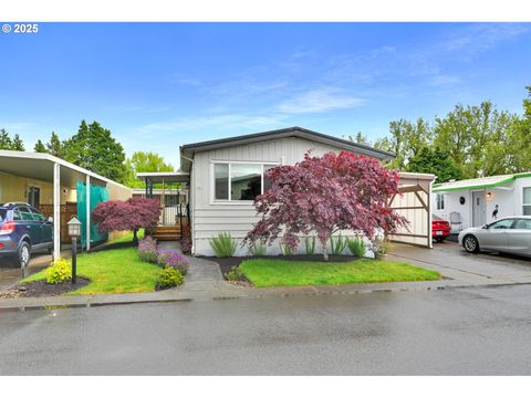 1800 LAKEWOOD CT 15 Eugene OR 97402