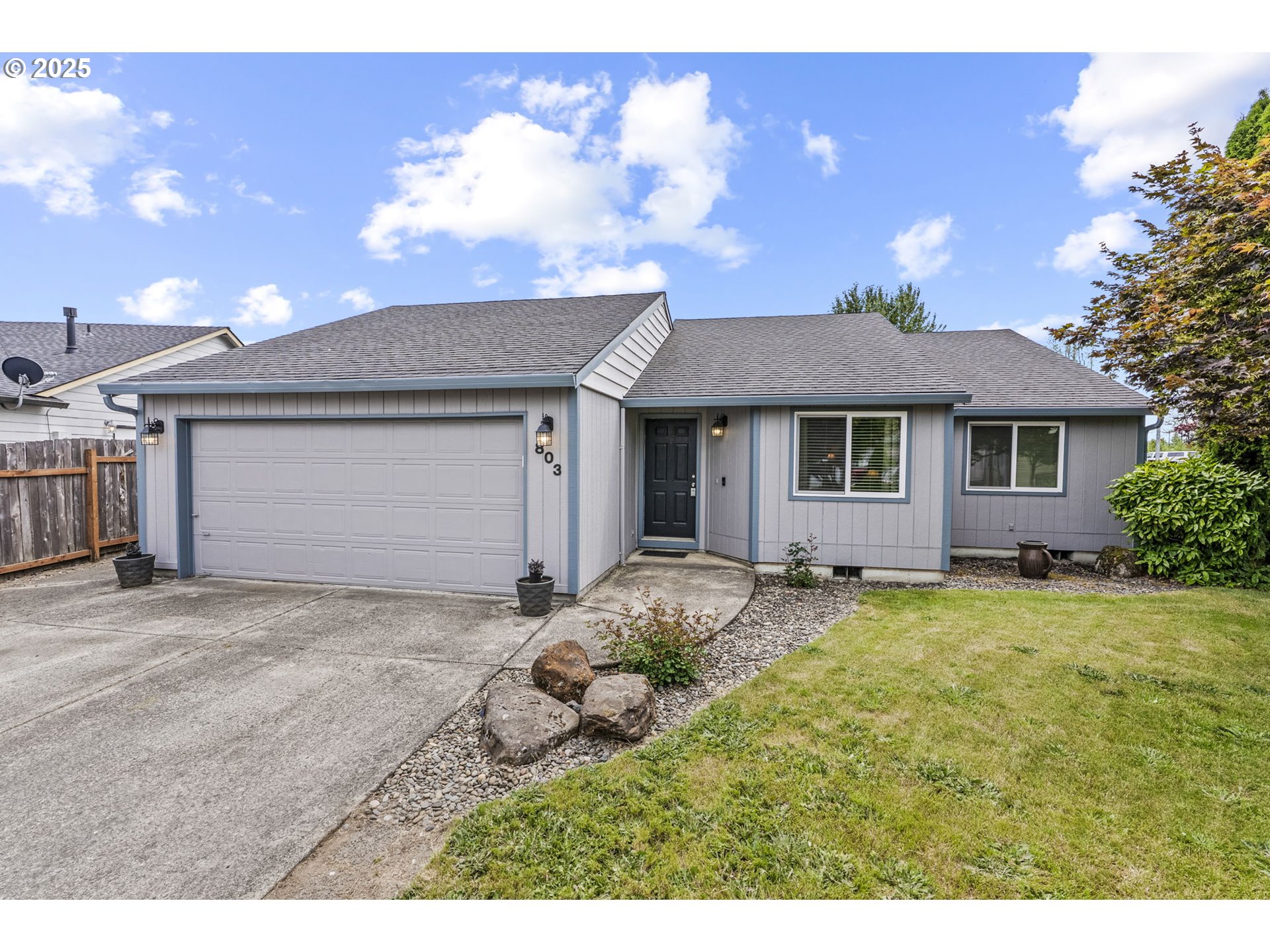 803 NW 17TH CIR