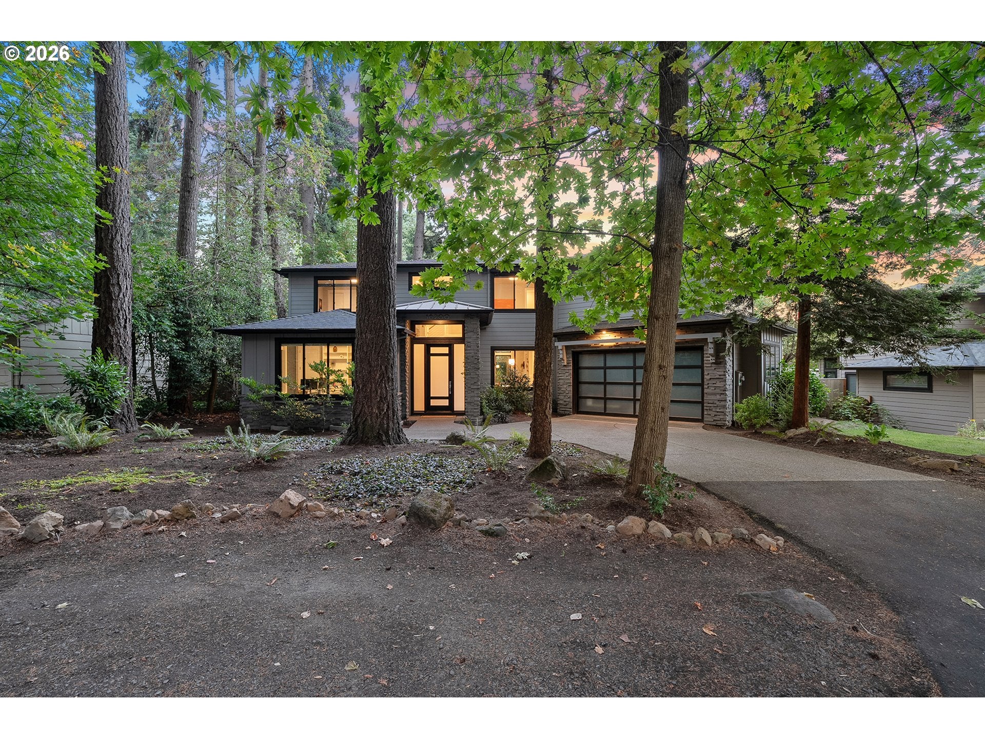 16200 WALUGA DR