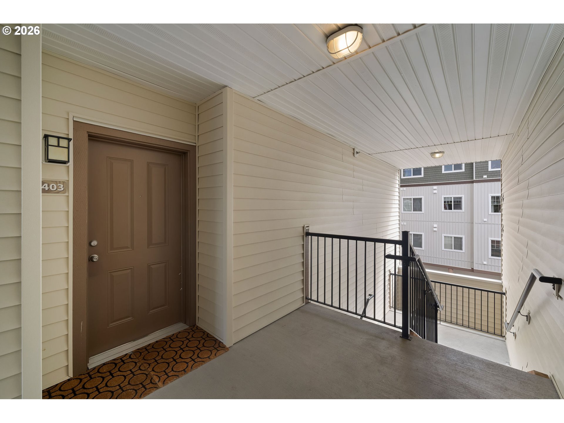 590 NW LOST SPRINGS TER 403