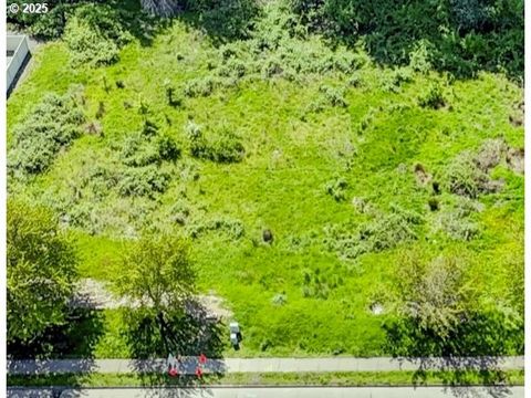 13888 SE King Road Happy Valley OR 97086