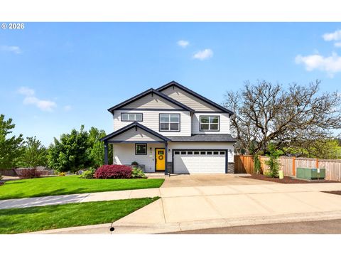 Photo of 191 SW Mt St Helens St, McMinnville, OR 97128 (MLS # 770986753)