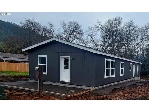 A home in Myrtle Creek