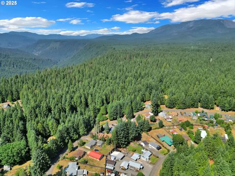 Tiny photo for 49626 High Prairie Loop, Oakridge, OR 97463 (MLS # 360069309)