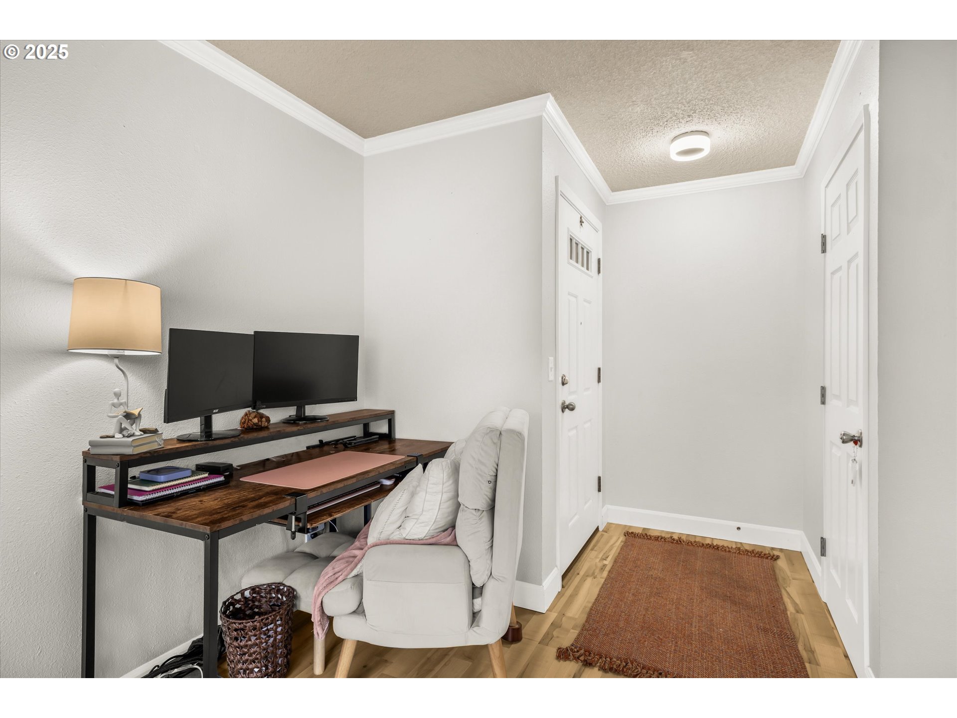 9221 N LOMBARD ST 11