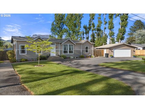 162 ROBERT AVE Glide OR 97443