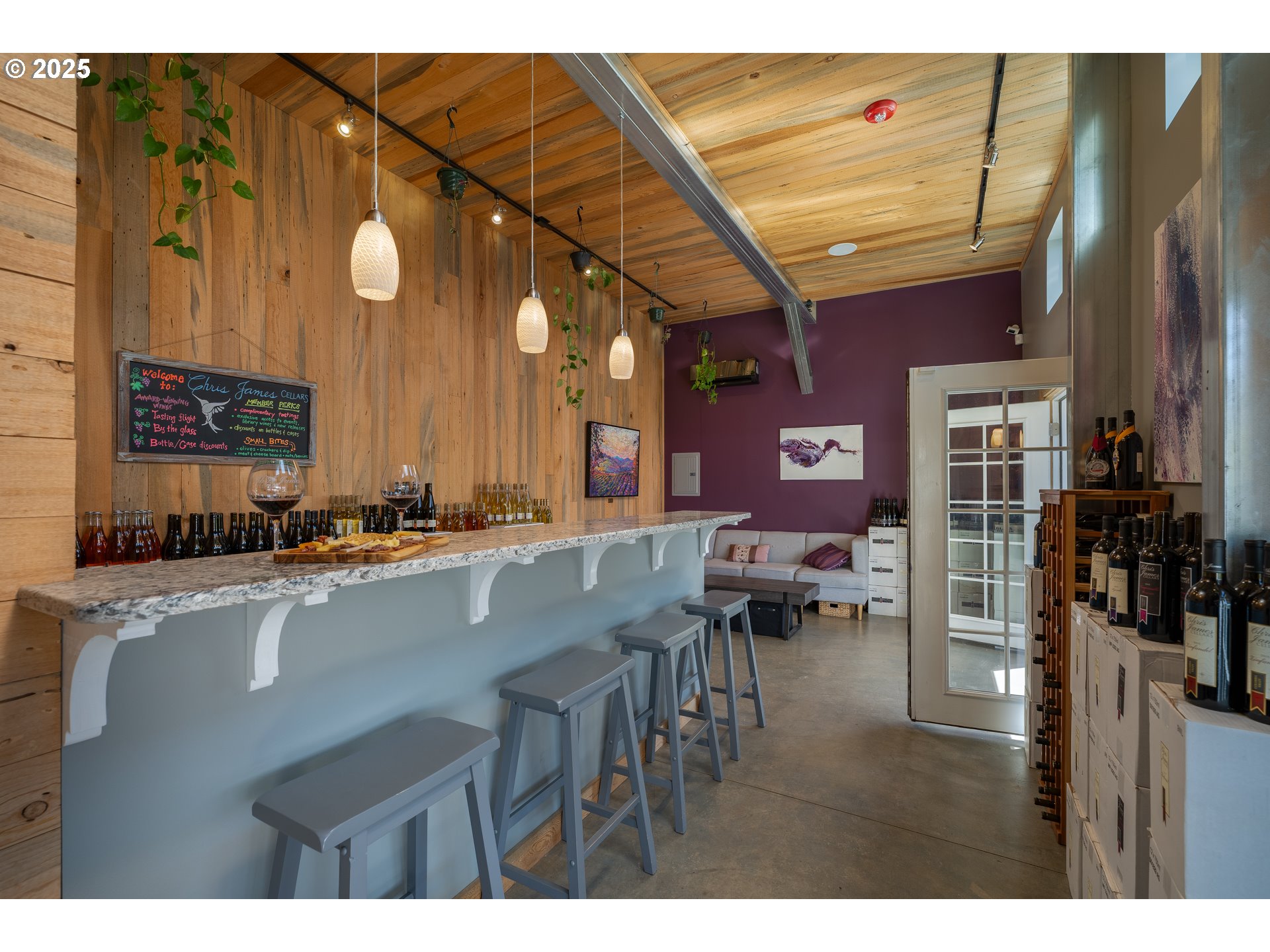 Carlton, Oregon 97111, United States, ,Commercial,Active,123063