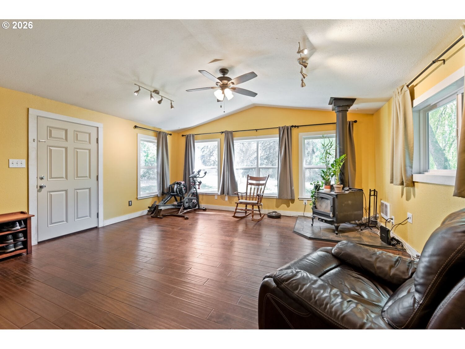 5717 SE SALQUIST RD