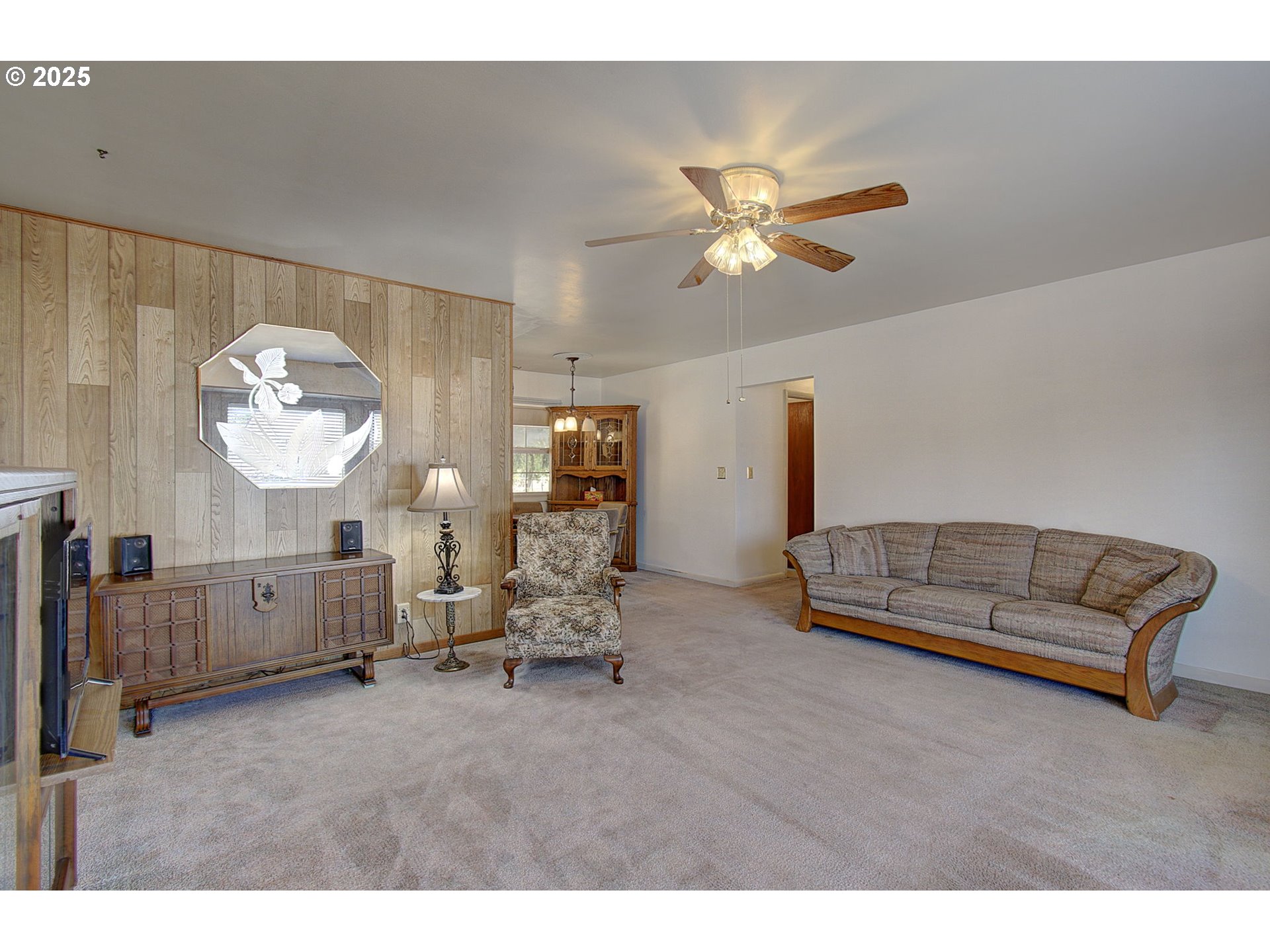 2118 WINTLER DR