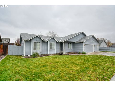 A home in Hermiston