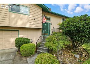 147 ALAMEDA DR
