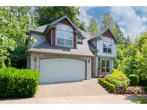 8218 SE PINERIDGE CT Portland OR 97236