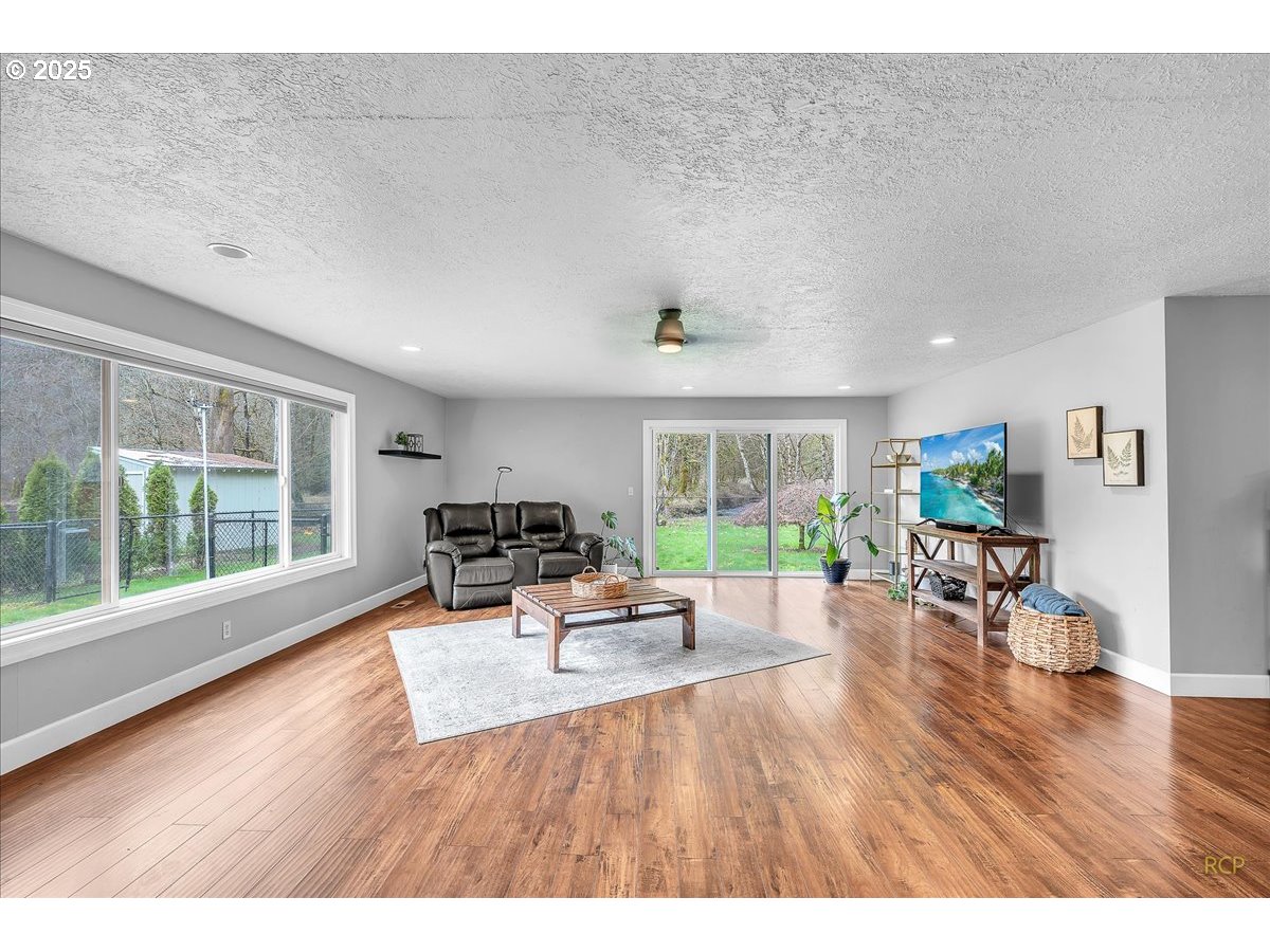 32074 SCAPPOOSE VERNONIA HWY