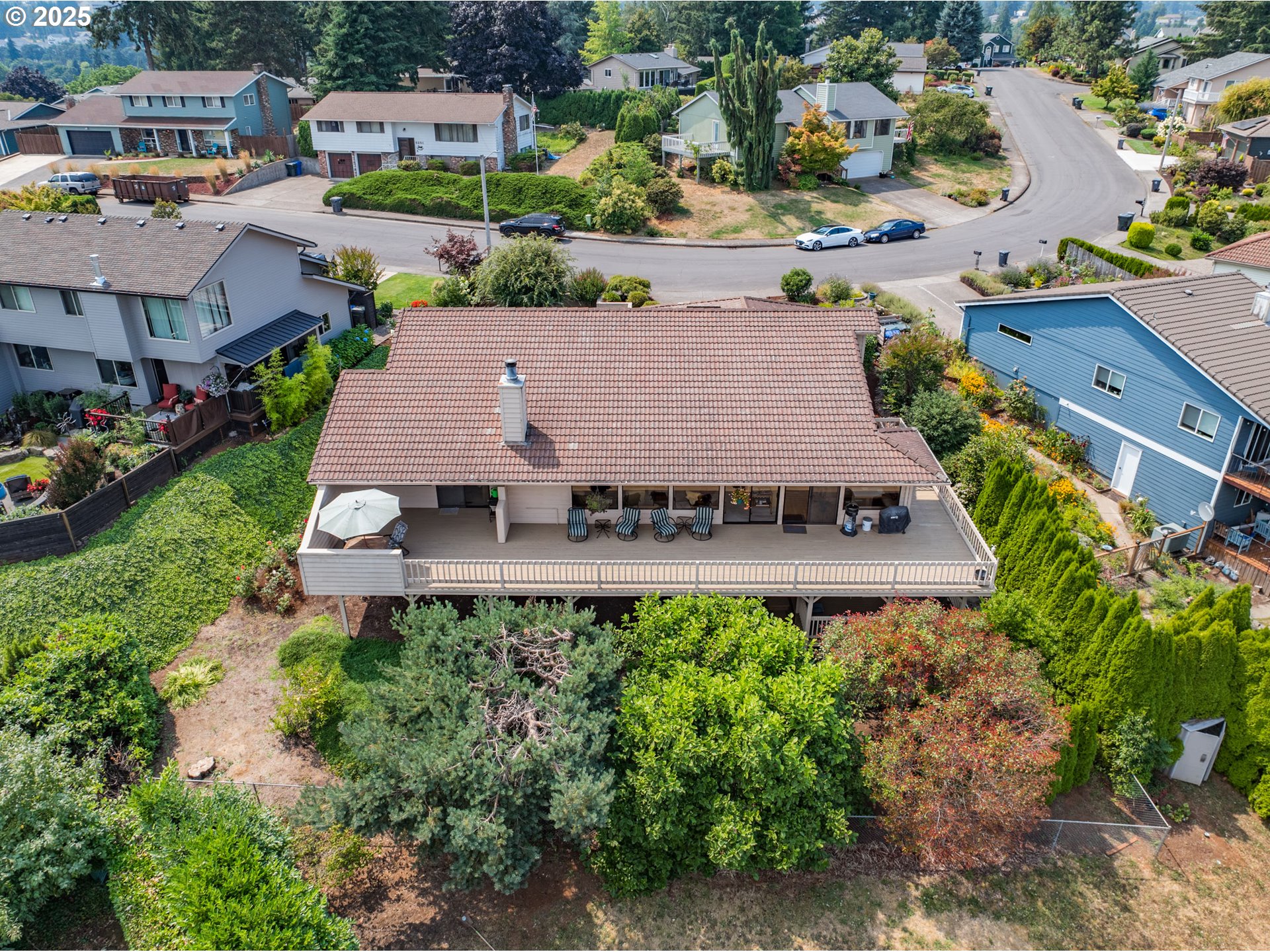 Salem, Oregon 97306, United States, 4 Bedrooms Bedrooms, ,4 BathroomsBathrooms,Residential,Active,48462