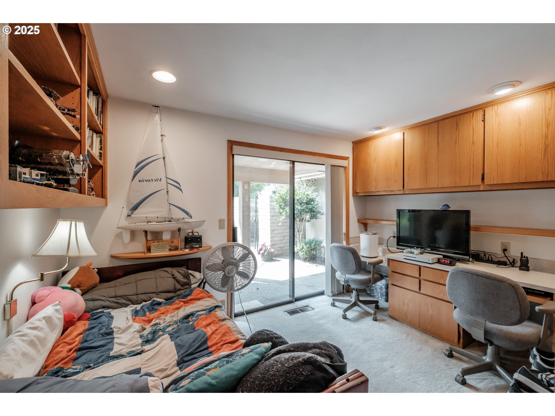 Salem, Oregon 97306, United States, 4 Bedrooms Bedrooms, ,4 BathroomsBathrooms,Residential,Active,48462