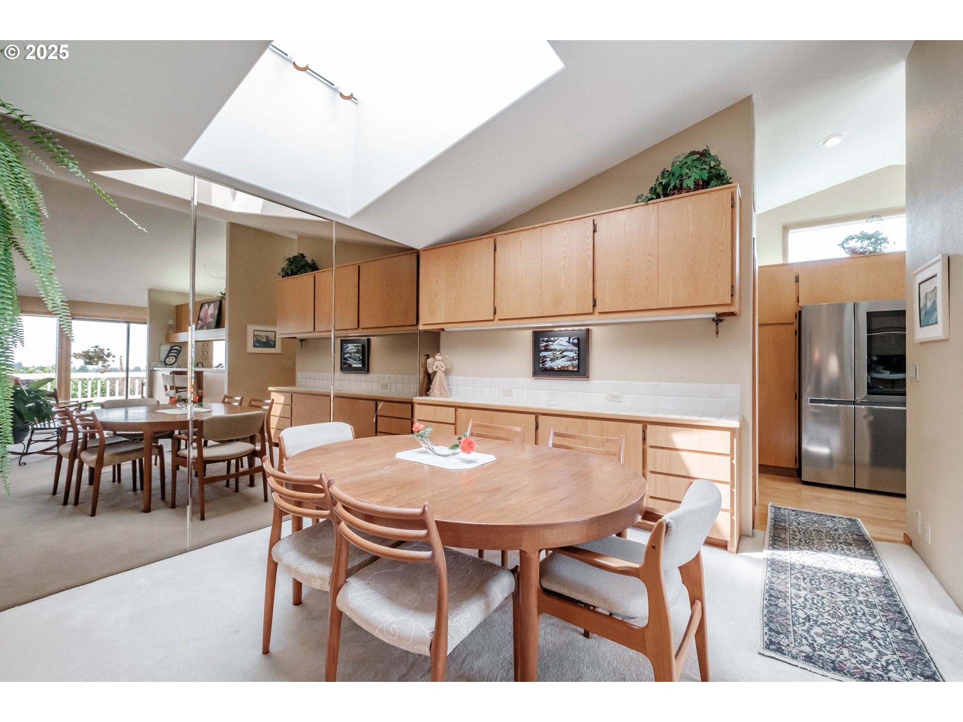 Salem, Oregon 97306, United States, 4 Bedrooms Bedrooms, ,4 BathroomsBathrooms,Residential,Active,48462