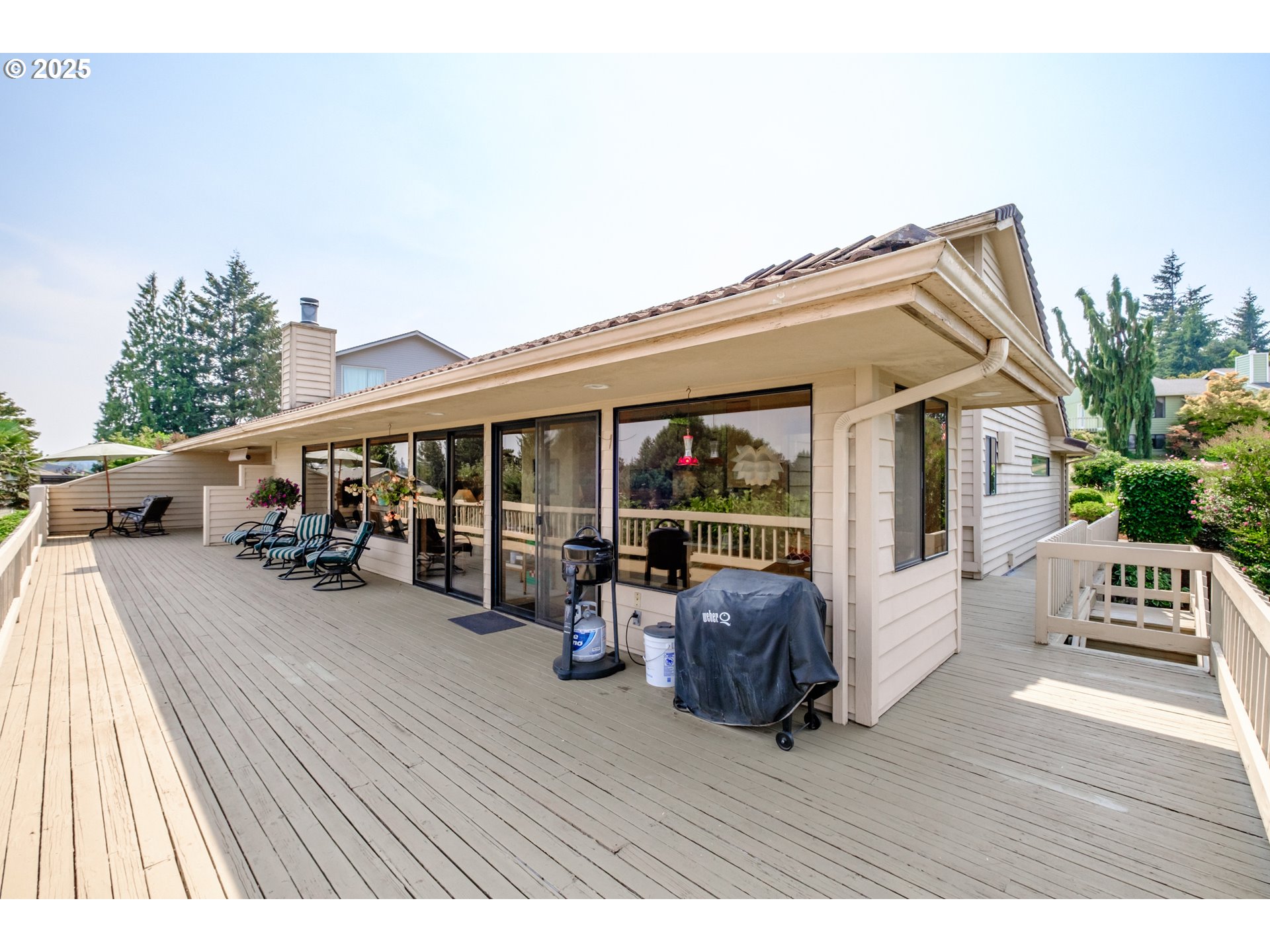 Salem, Oregon 97306, United States, 4 Bedrooms Bedrooms, ,4 BathroomsBathrooms,Residential,Active,48462