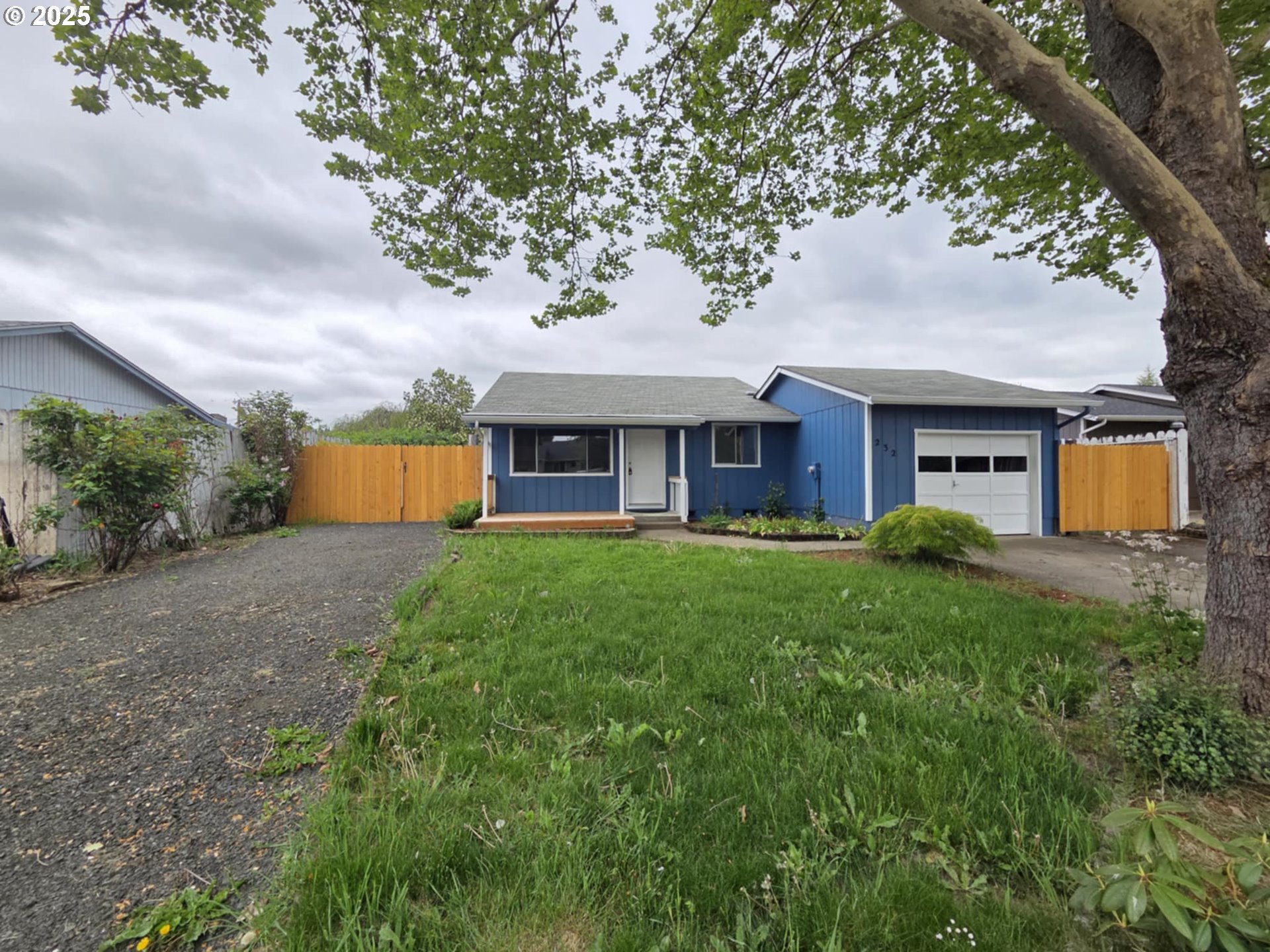 232 COLUMBIA LOOP RD