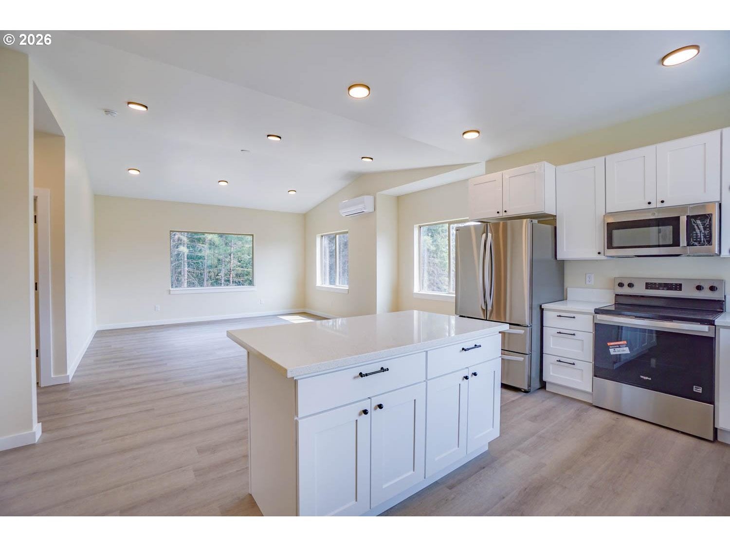324 CHAMPION RD