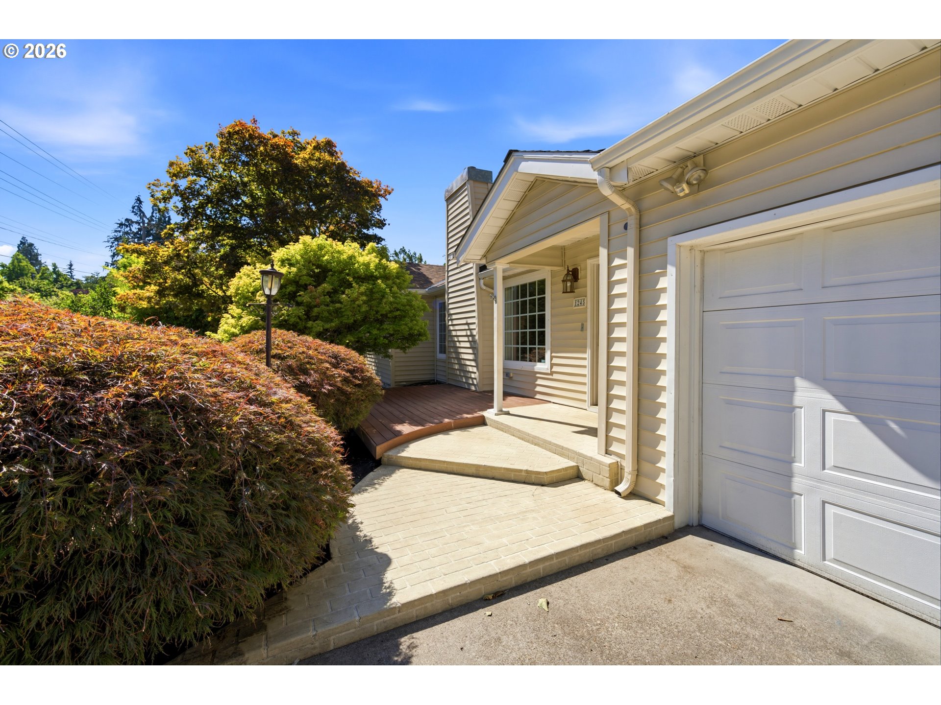 1245 Glen Creek RD