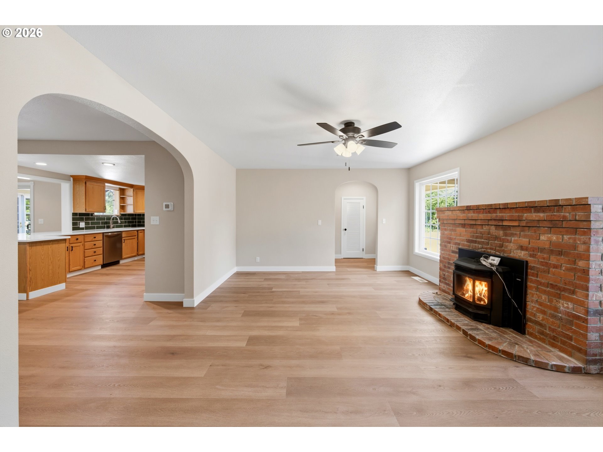 1245 Glen Creek RD