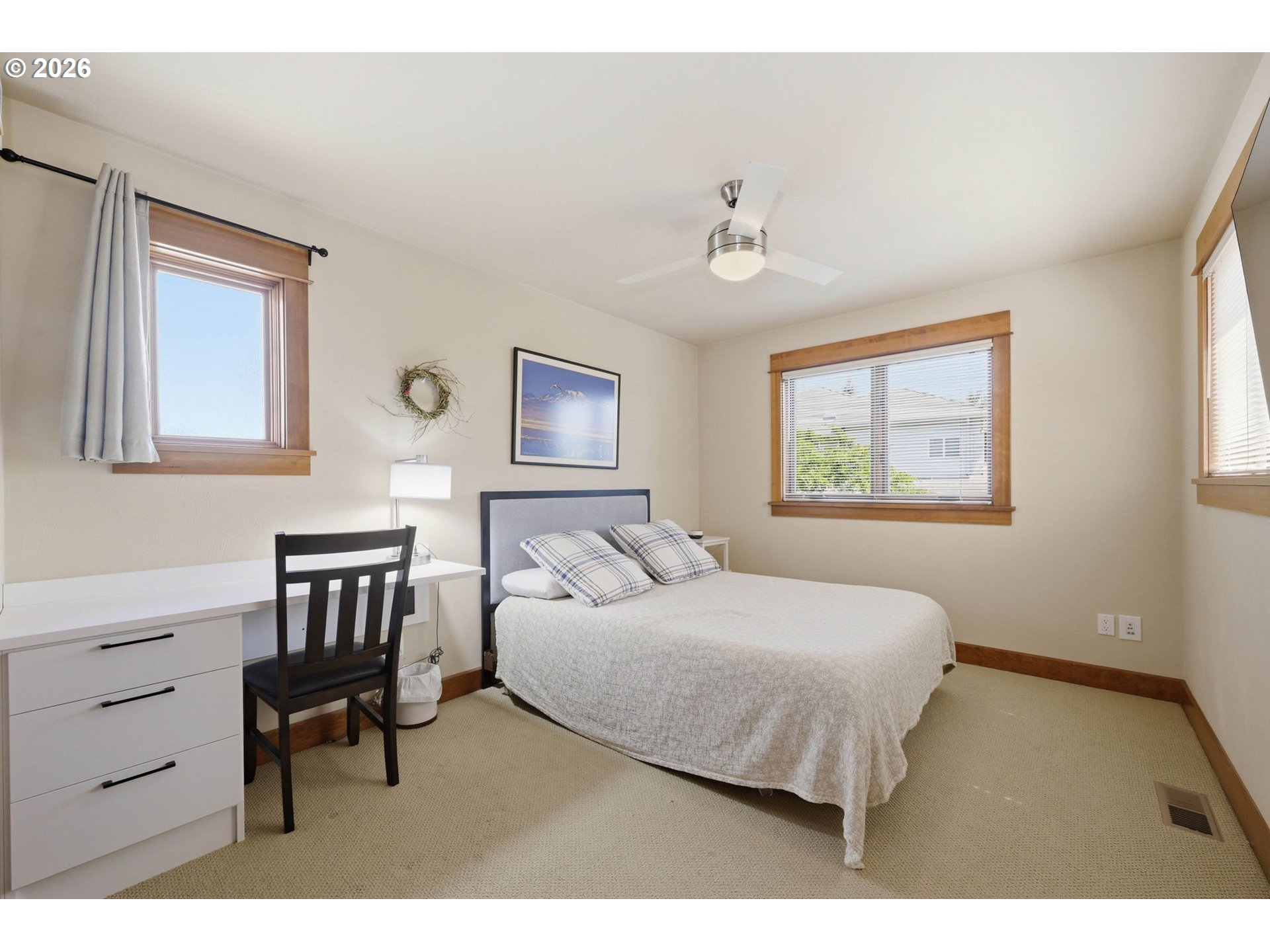 2909 LORD BYRON PL
