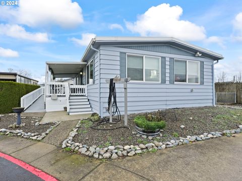 A home in Gresham